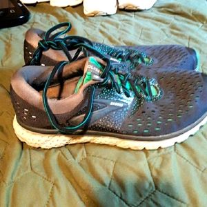 Brooks glycerin 16 running shoes